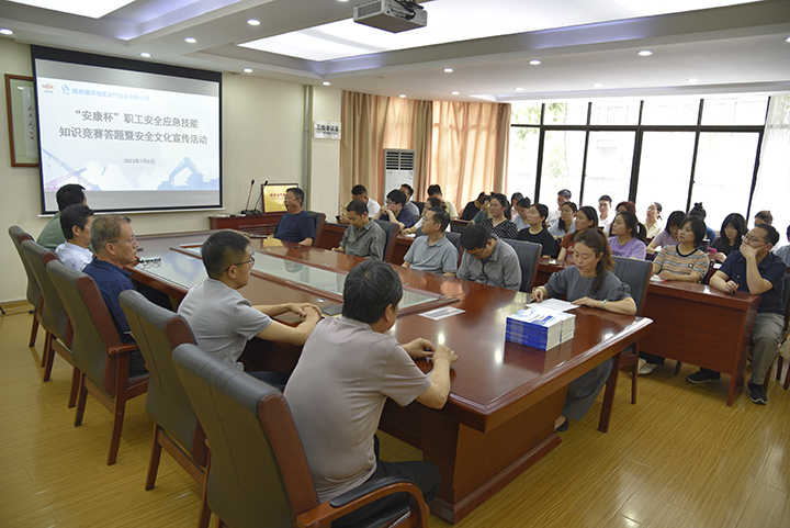 071688717303776725.jpeg 宫聪飞摄影1.jpg